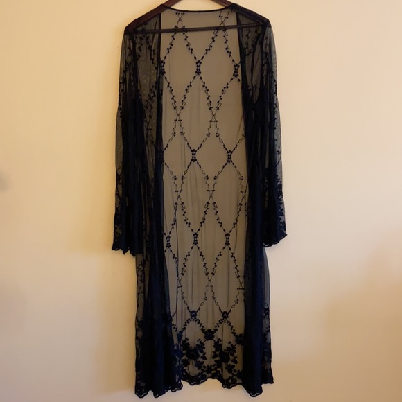 Sheer Overlay - Picture 4 of 4